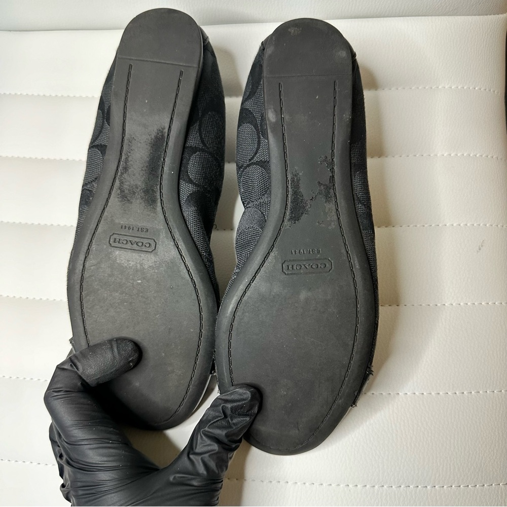 💝Coach Signature Logo Black Canvas Chelsea Elasticized Ballet Flats Black Size 6 - Picture 9 of 10